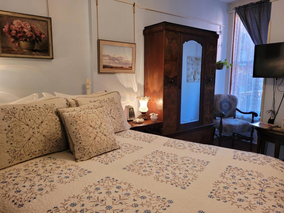 Buffalo Harmony House Екстериор снимка