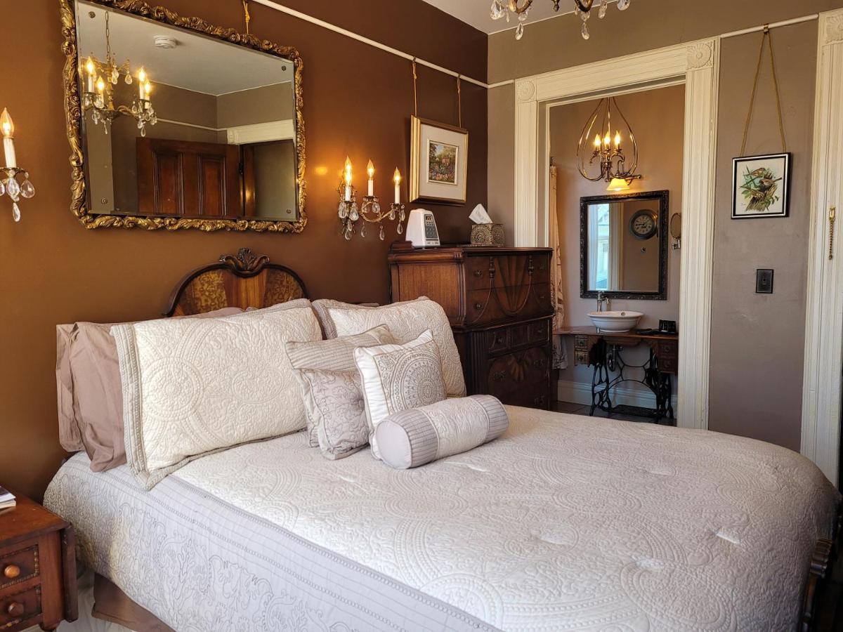 Buffalo Harmony House Екстериор снимка